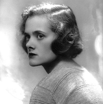 Daphne du Maurier in 1930