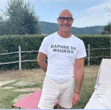 Stanley Tucci in DduM t-shirt